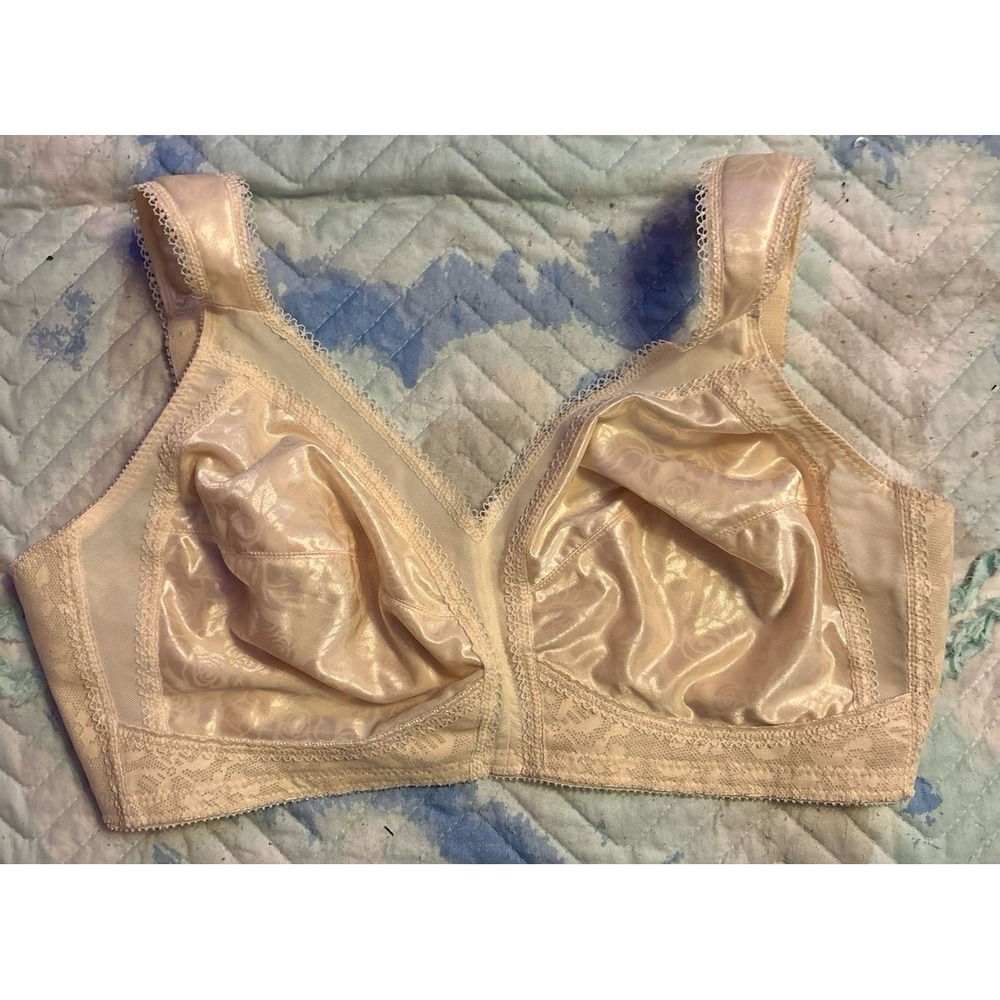 Playtex‎ 18 Hour Ultimate Shoulder Comfort Wirefree Full Figure Bra, 40D (4693)